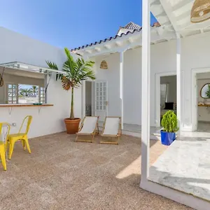 The Patio House Comfort And Style At Pasito Blanco